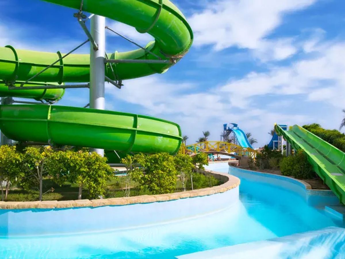 Schwimmbäder und Freizeitattraktionen